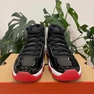 Jordan | Shoes | Ds Air Jordan Retro 1 Playoff Bred Size 15  display picture 1